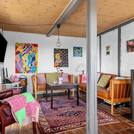 3 Bedroom Cozy In * Store Fuglede