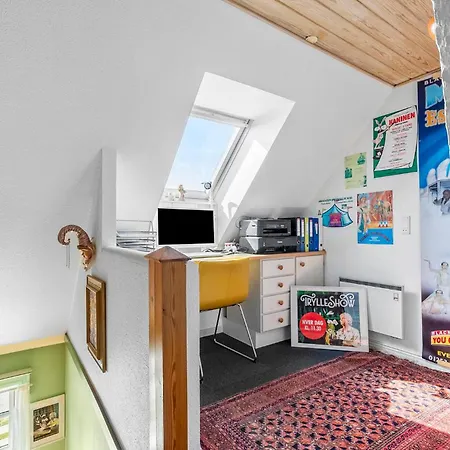 בית נופש 3 Bedroom Cozy In *
