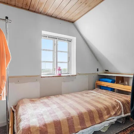 3 Bedroom Cozy In *
